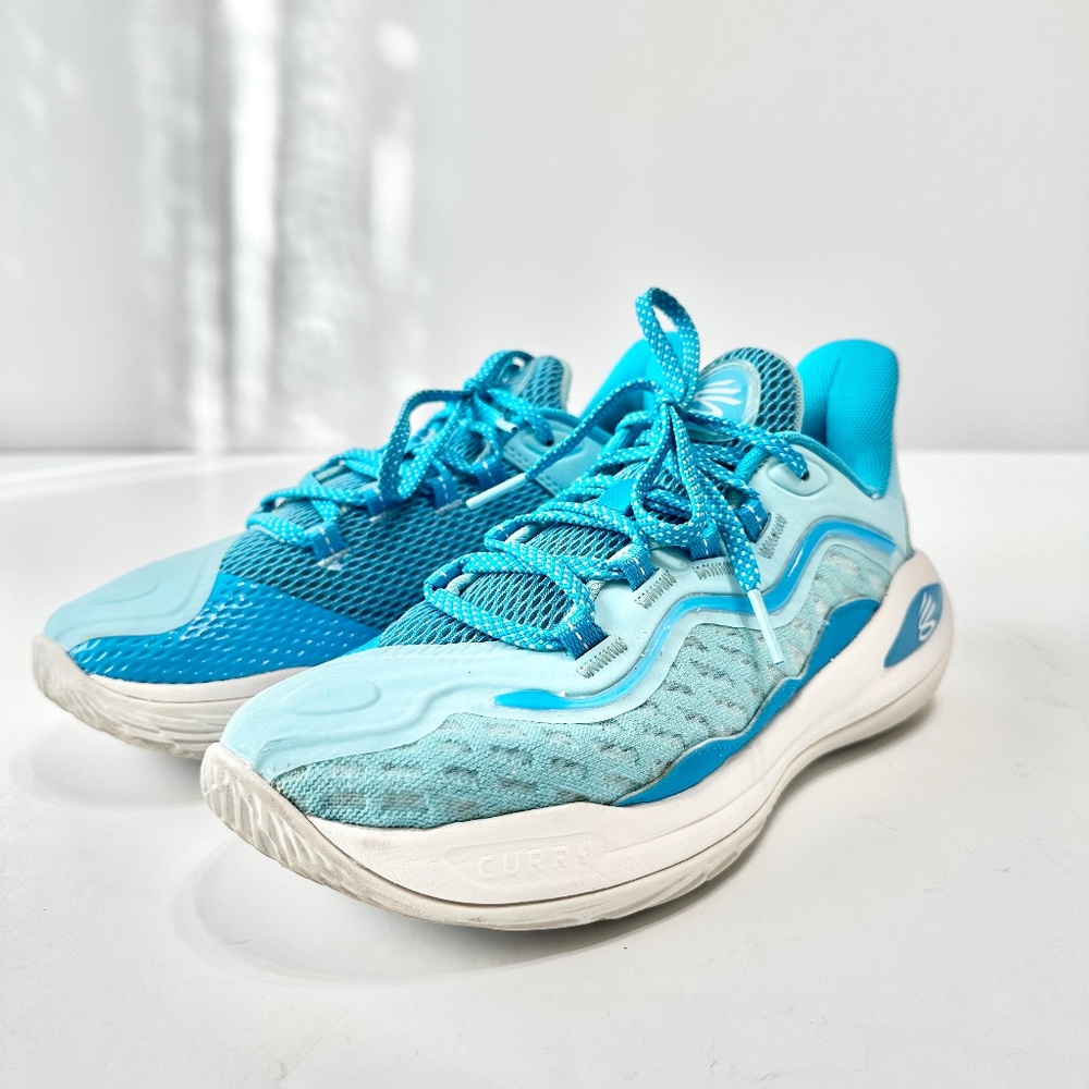 Under Armour Curry 11 Boys Basketball Shoes Size 6 Youth Sky Blue Mouthguard